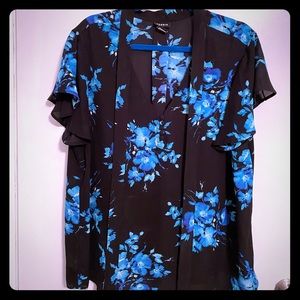 Blue Floral short sleeve Torrid Blouse
